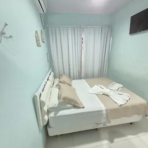 Quarto em Acomodações Particulares Cantinho Da Tia Sandra - 1, Sao Francisco do Sul